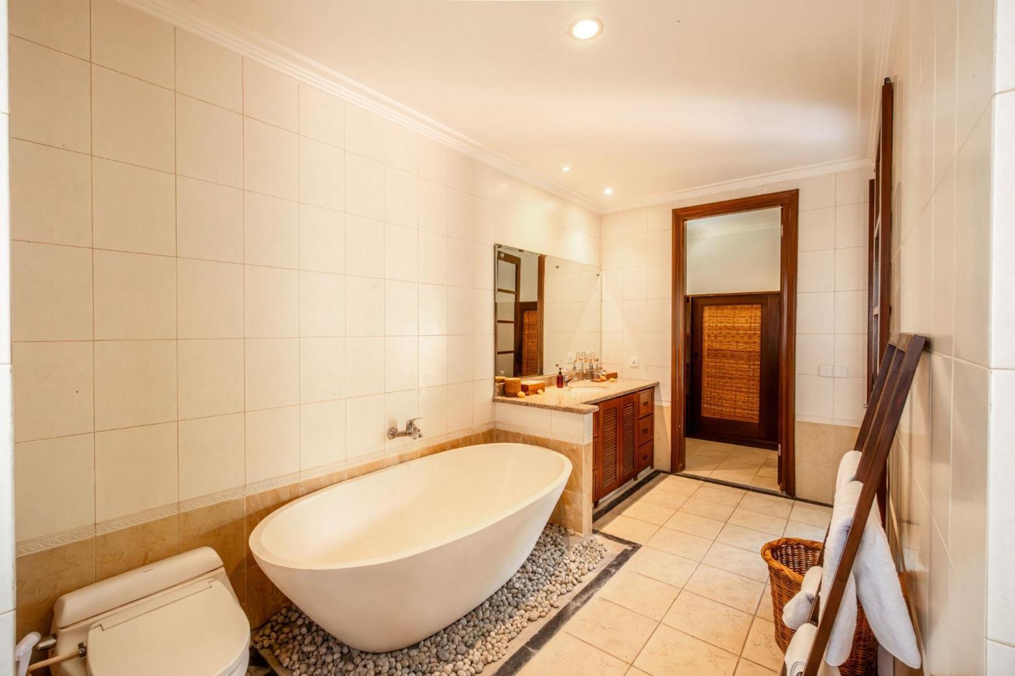 Kecapi Villa Seminyak By Ini Vie Hospitality Exterior foto